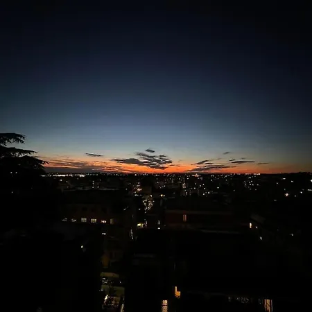 Skyline Penthouse With Jacuzzi * ローマ