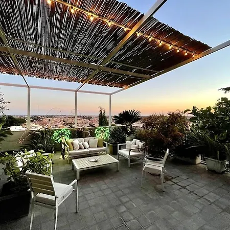 아파트 Skyline Penthouse With Jacuzzi