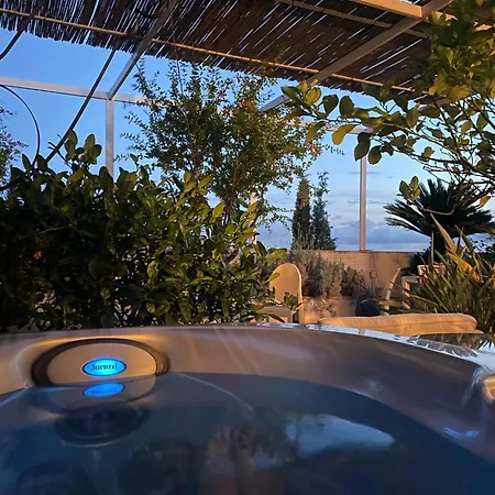 Lejlighed Skyline Penthouse With Jacuzzi